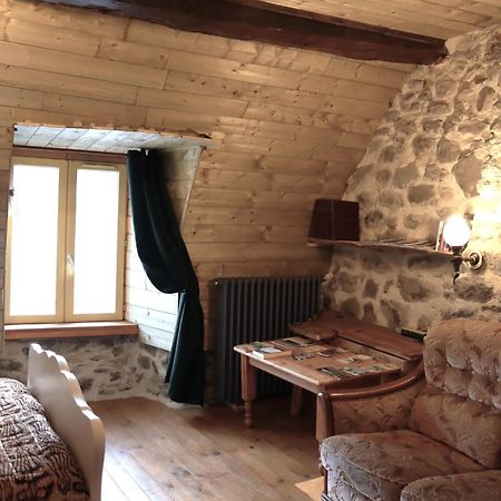 La Verte Salamandre Allanche Dış mekan fotoğraf